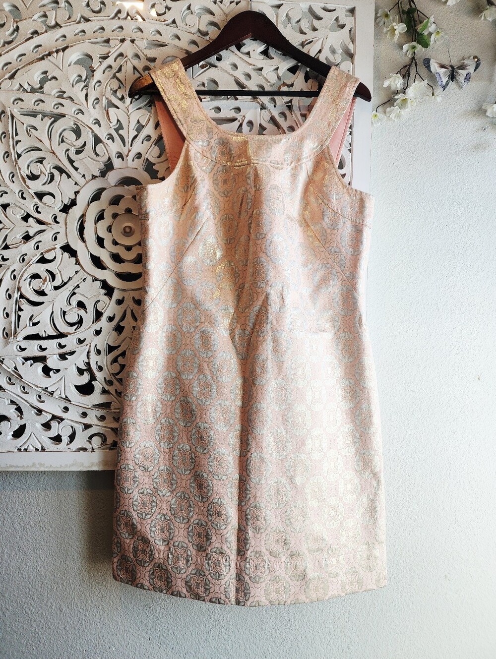 SHOSHANNA SLEEVELESS PEACH & GOLD TONE FORMAL DRESS KNEE LENGHT WOMENE SZ 12